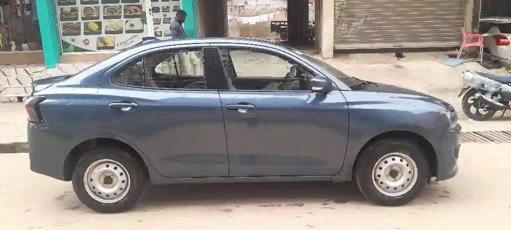 SUZUKI DZIRE 2026 EN VENTE  - Vue 4
