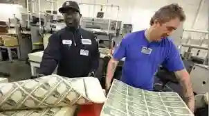 LABORATOIRE EN CHIMIE MONETAIRE DES BILLETS NOIR ET VERTS 