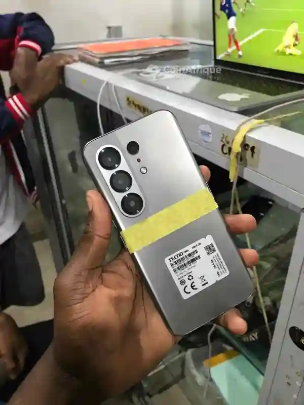 Tecno Camon 15 pro - 256gb - Vue 1