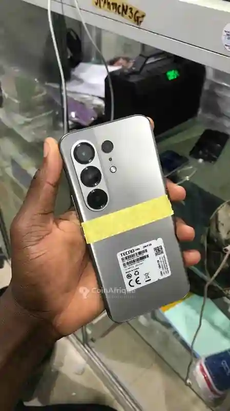Tecno Camon 15 pro - 256gb - Vue 3