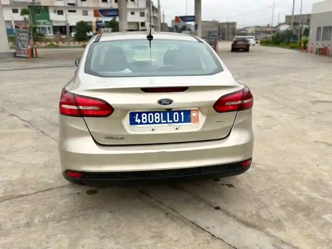 FORD FOCUS EN VENTE  - Vue 4
