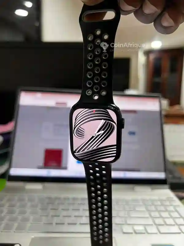 Apple Watch Serie 10 - Vue 1
