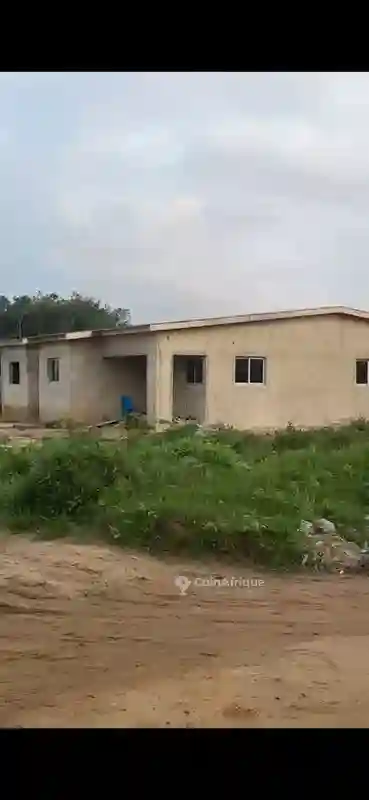 Location 2 Villas Basses Bingerville - Vue 2
