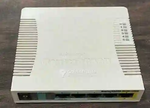 Appareil Wifi Zone Mikrotik &amp ap Ubiquiti Active - Vue 2