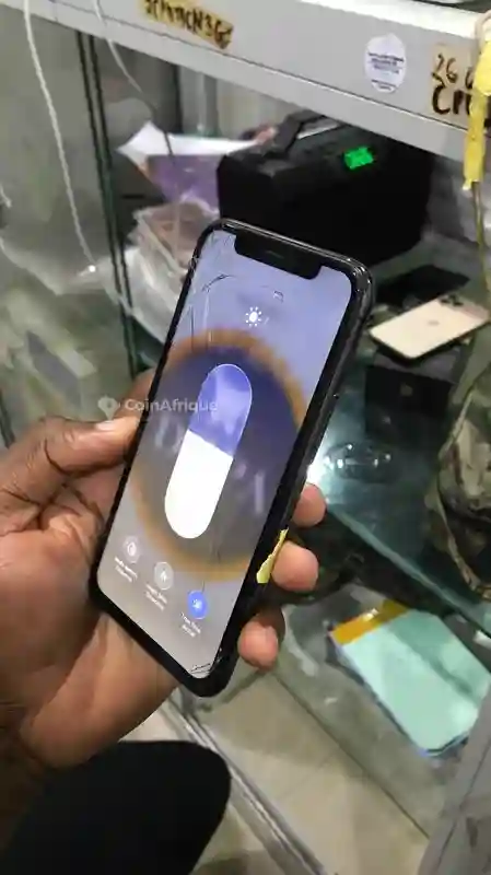 Iphone 11 - 256gb - Vue 1
