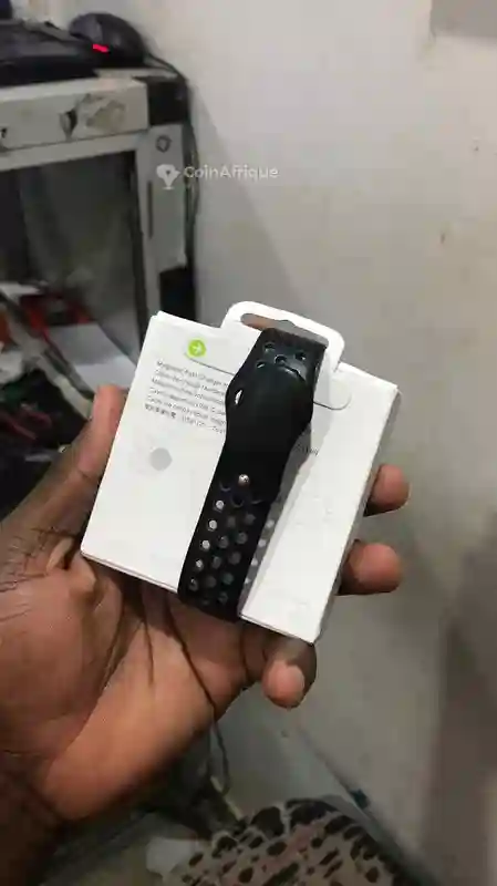 Apple Watch Série se 1er Génération 40mm - Vue 1