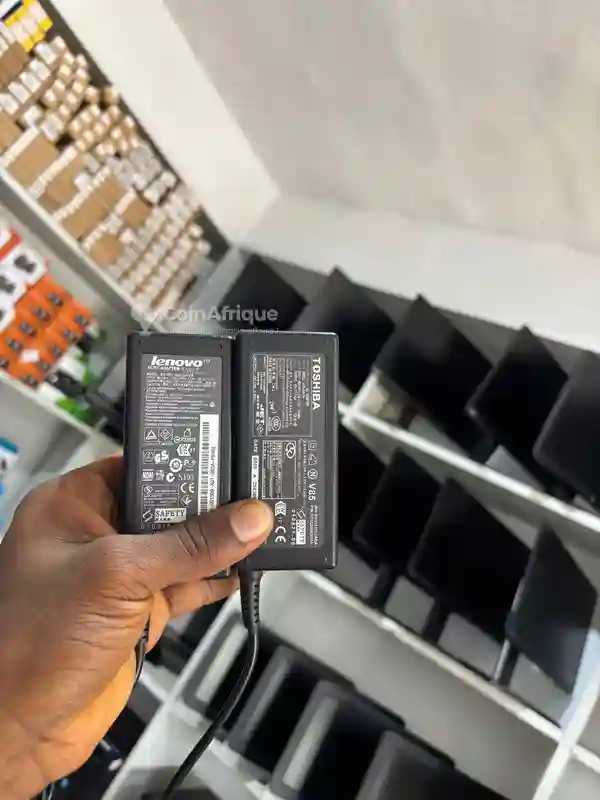 Chargeur pc Portable - Vue 1