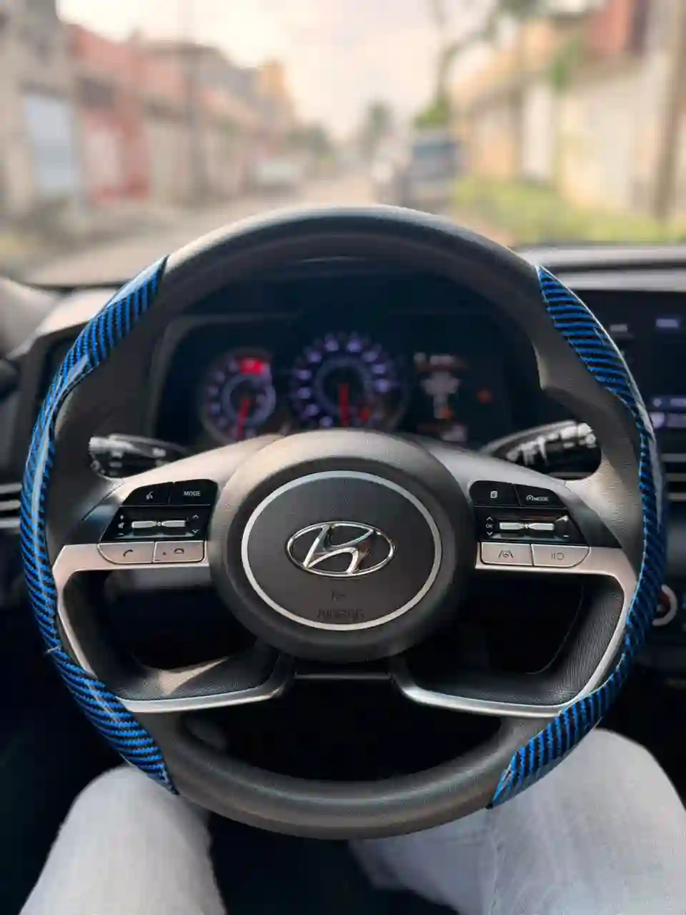HYUNDAI ELANTRA EN VENTE  - Vue 1