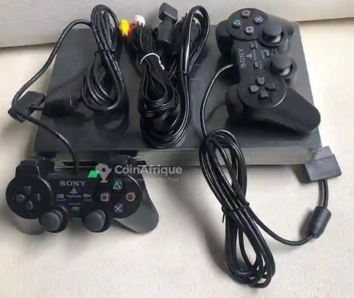 PS3 Ultra Slim - Vue 2