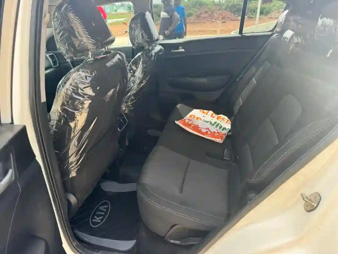 KIA SPORTAGE  - Vue 3