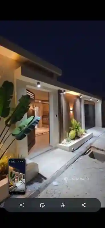 Vente Villa Basse 5 Pièces a Bingerville - Vue 1