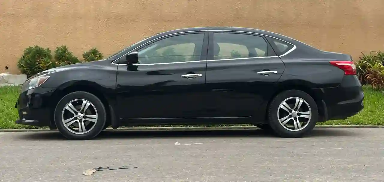 NISSAN SENTRA EN VENTE 