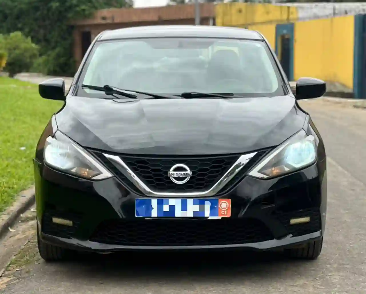 NISSAN SENTRA EN VENTE  - Vue 1