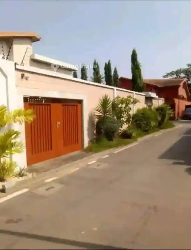 Vente Villa Duplex 11 Pièces - Riviera 3 - Vue 3