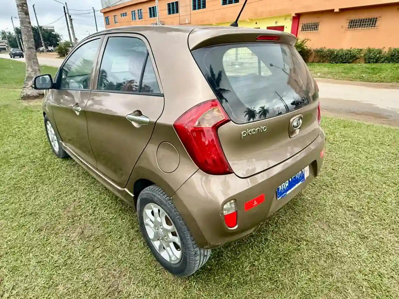 Kia Picanto en vente  - Vue 3