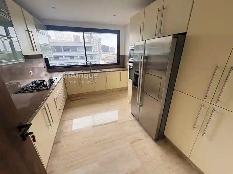 Location Appartements 3 Pièces - le Plateau au 8iem Étage - Vue 5