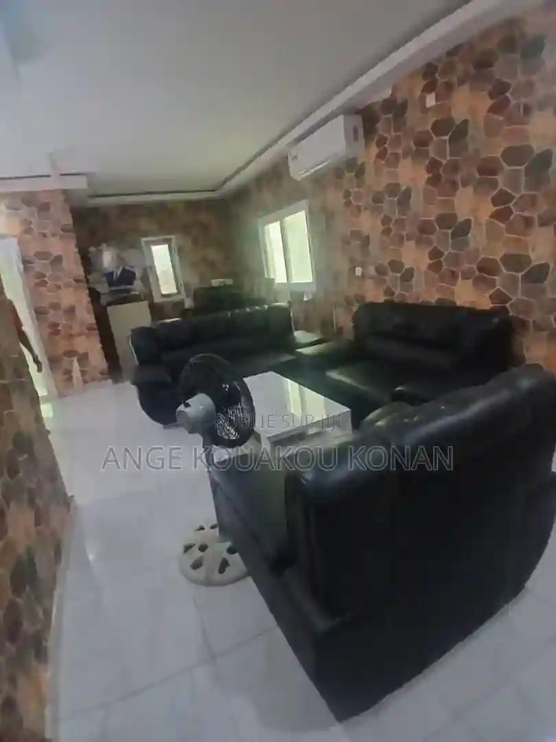 4chbre Duplex Dans Cocody à Vendre - Vue 1