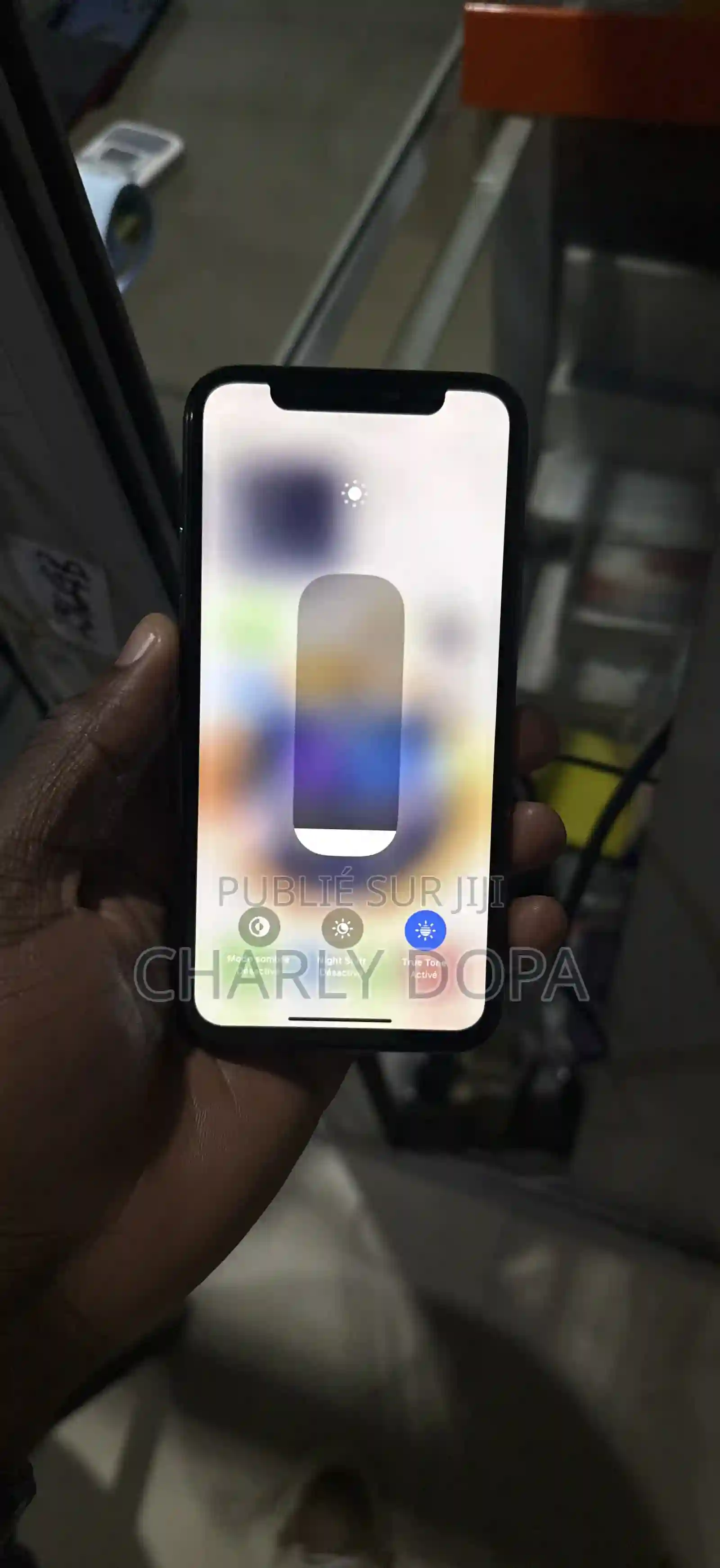 Apple Iphone 11 Pro 64 GB Vert - Vue 1