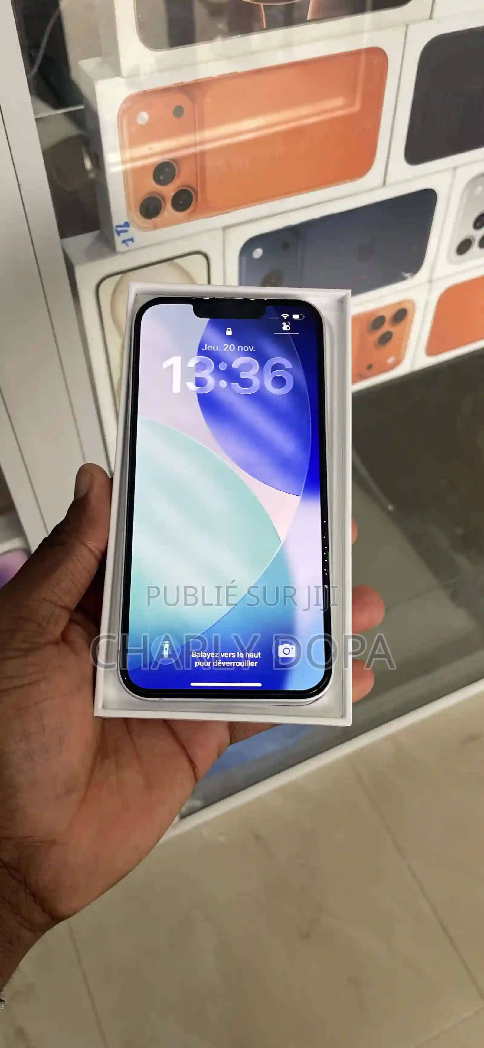 Apple Iphone 16e 128 GB Blanc - Vue 2