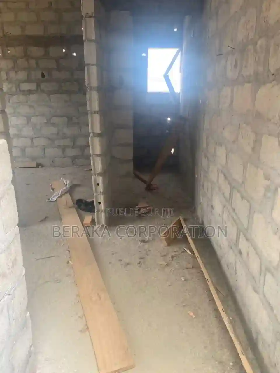 Studio Dans Beraka Corporation Cocody à Vendre - Vue 4