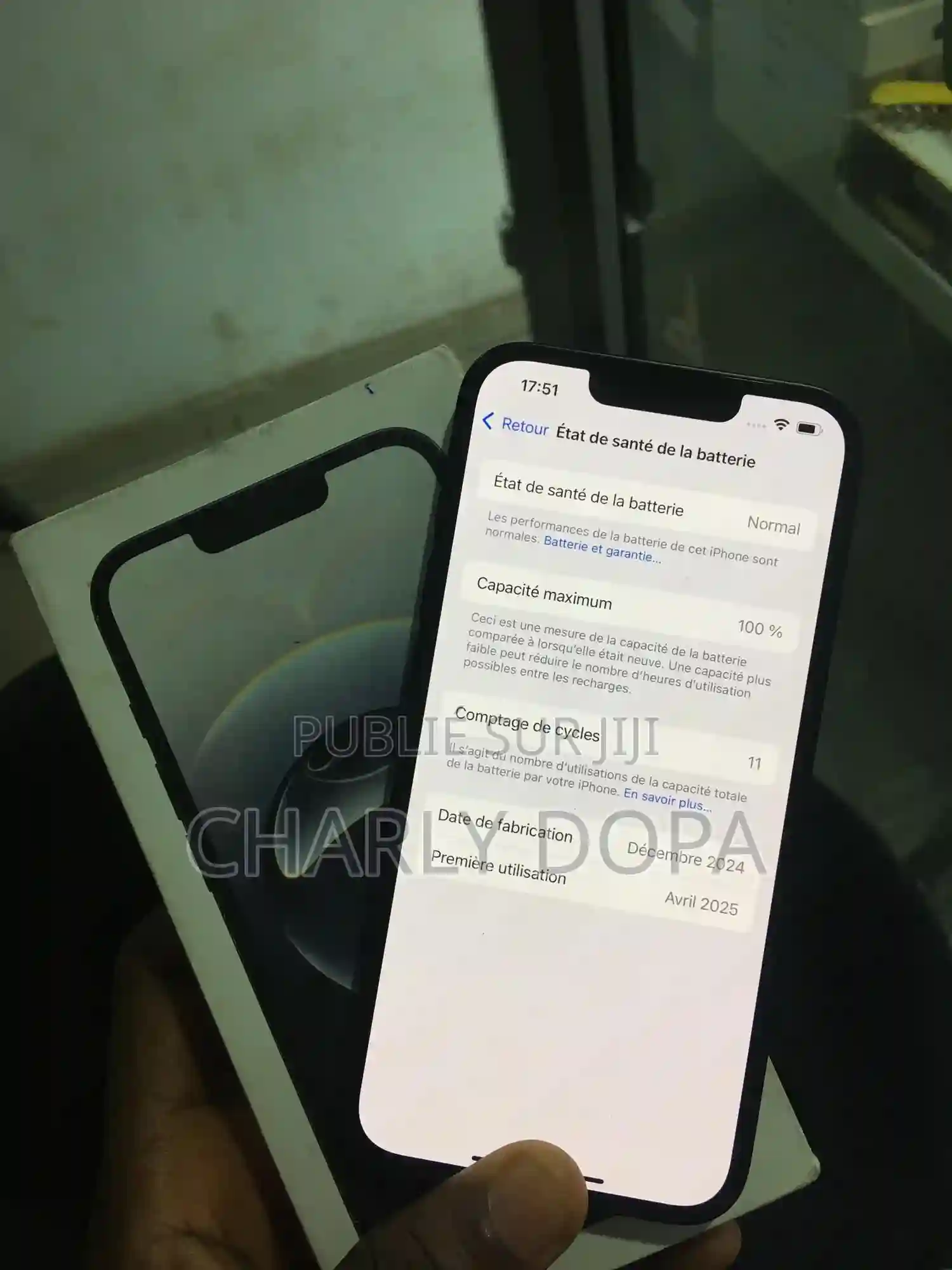 Apple Iphone 16e 128 GB Noir - Vue 1