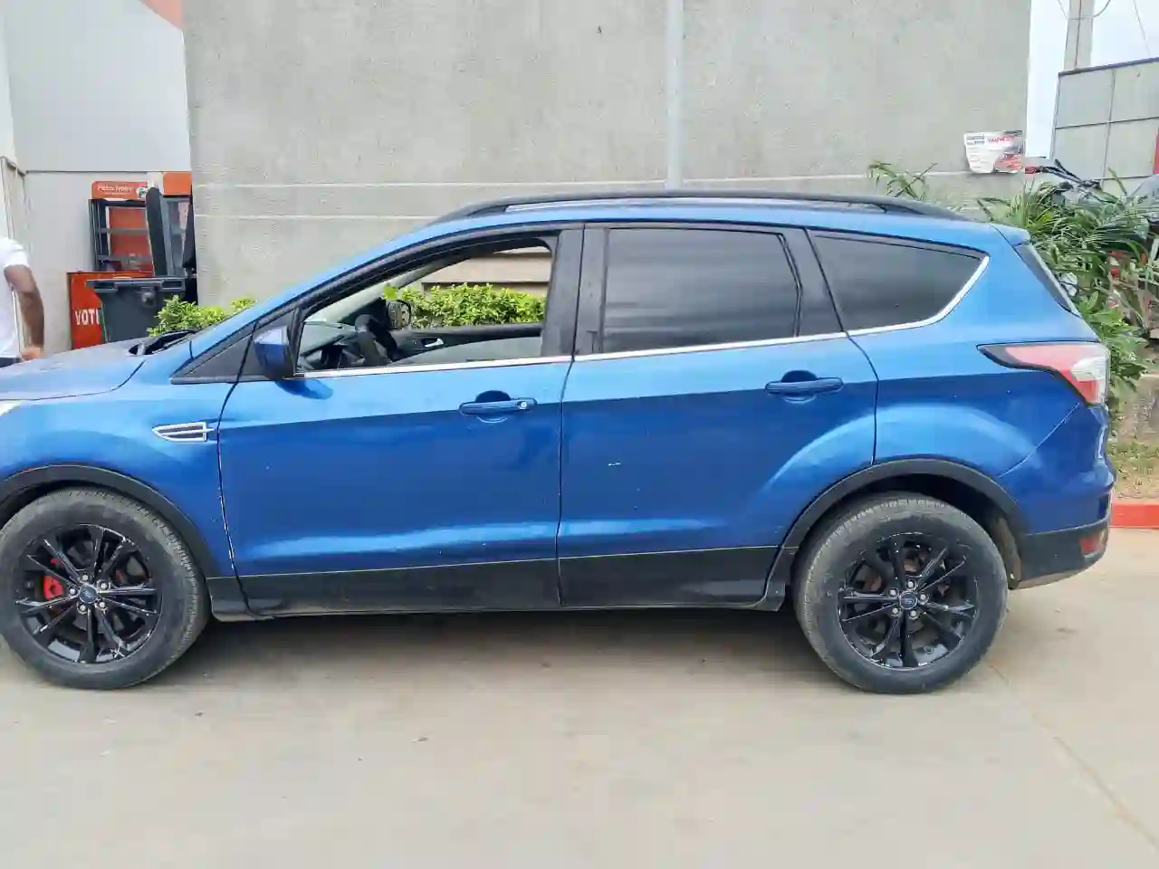 FORD ESCAPE EN VENTE  - Vue 4
