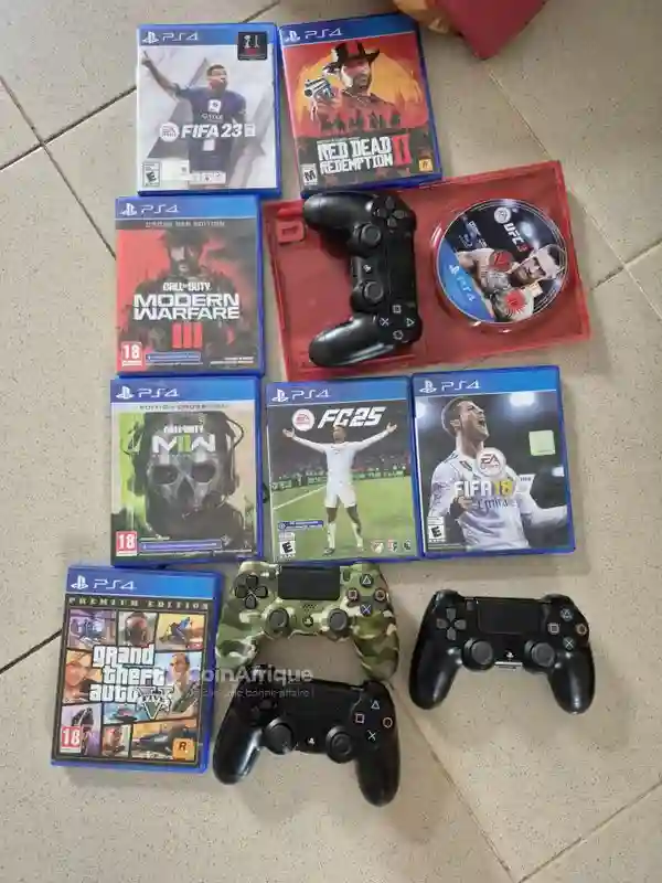 Ps4 pro Quasi Neuf - Vue 2