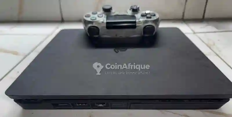 Ps4 Slim - Vue 1