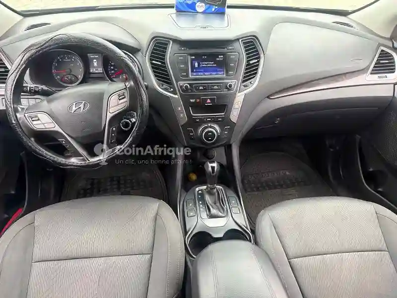Hyundai Santa fe 2018 Automatique Troc Possible - Vue 2