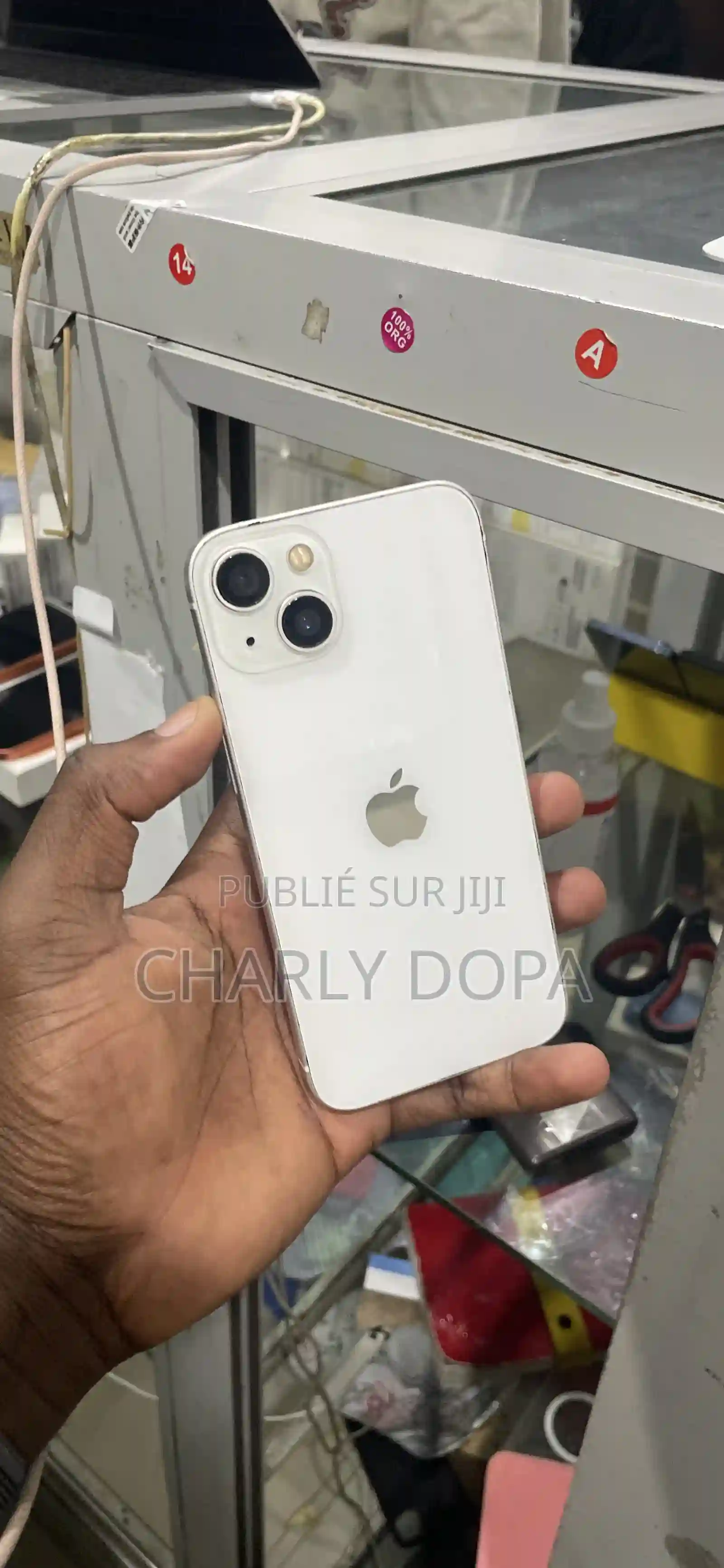 Apple Iphone 13 128 GB Blanc - Vue 3
