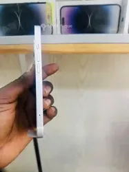 Iphone 13 Quasi Neuf 128go à Abidjan