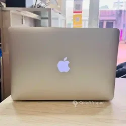 Macbook air 2017 Core i5 8go ram 128 go ssd à Abidjan
