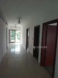 Location Villa 14 Pièces à Cocody Riviera 3 à Abidjan