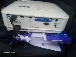 Videoprojecteur Benq 4000 Lumens - Quasi Neuf à Abidjan