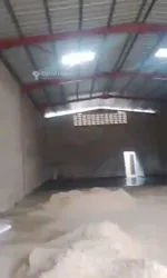 Location 2 Entrepôts à Angré Avant la Cité Militaire à Abidjan