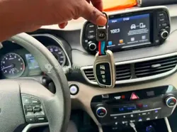 Location de Voiture kia &amp Tucson à Abidjan